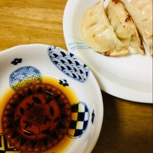 超簡単 お店みたいな餃子のタレ レシピ 作り方 By Seika A 楽天レシピ 超簡単 お店みたいな餃子のタレ レシピ 作り方 By Seika A 楽天レシピ